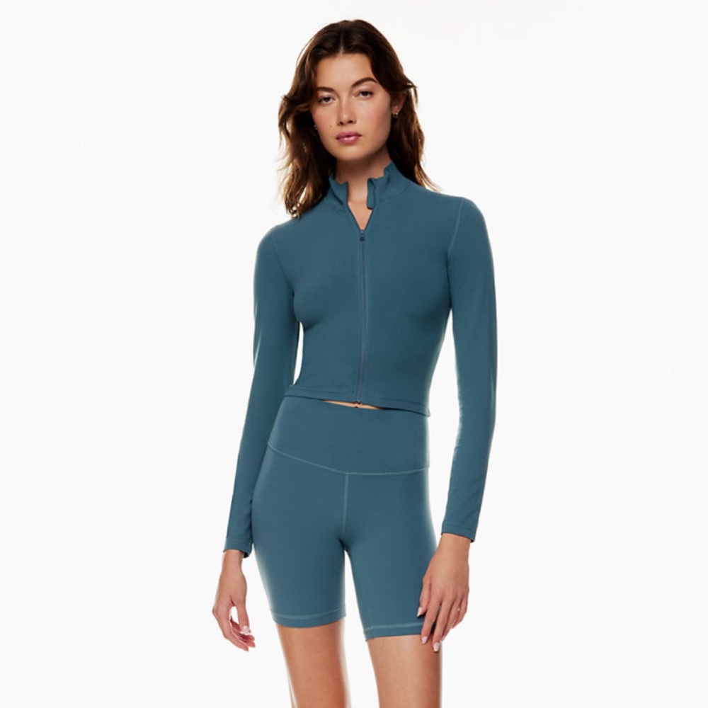Aritzia Teal Long-Sleeve Zip Crop Top